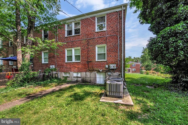 1112 Gleneagle Rd, Baltimore, MD 21239 - back of house with brick siding