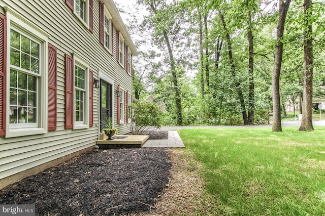 128 Azalea Dr, Hershey, PA 17033 - view of grassy yard