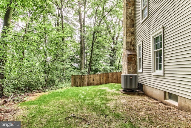 128 Azalea Dr, Hershey, PA 17033 - view of yard