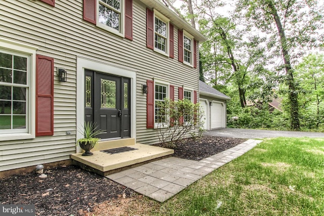 128 Azalea Dr, Hershey, PA 17033 - doorway to property with a garage