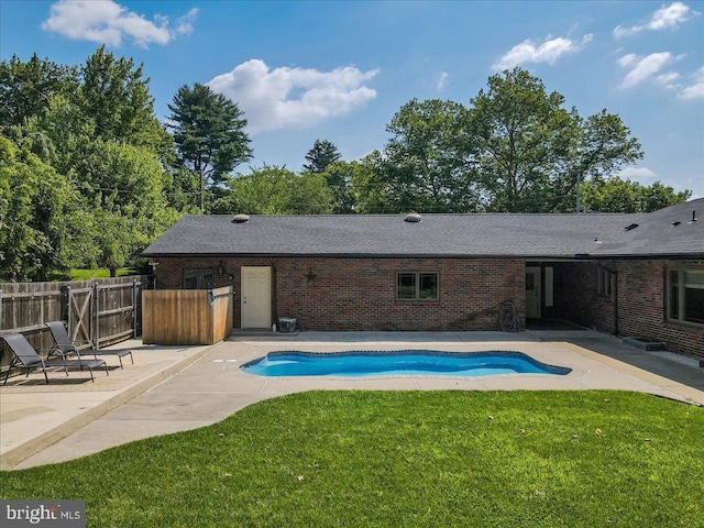 2705 W Gordon, Allentown, PA 18104 - view of swimming pool featuring a patio area