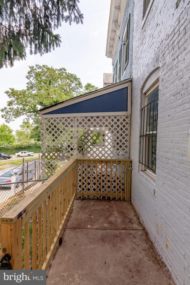 631 Saint Anns Ave, Baltimore, MD 21218 - view of patio