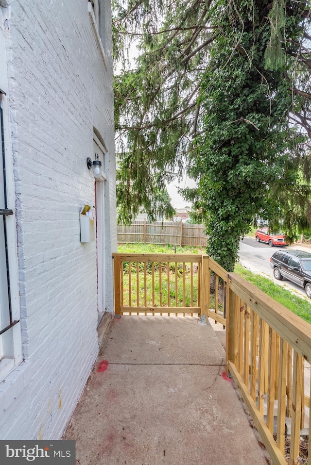 631 Saint Anns Ave, Baltimore, MD 21218 - view of covered porch