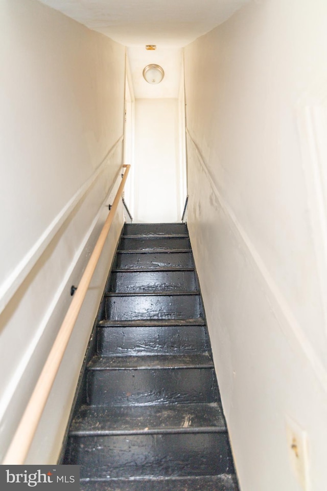 811 N Mount St, Baltimore, MD 21217