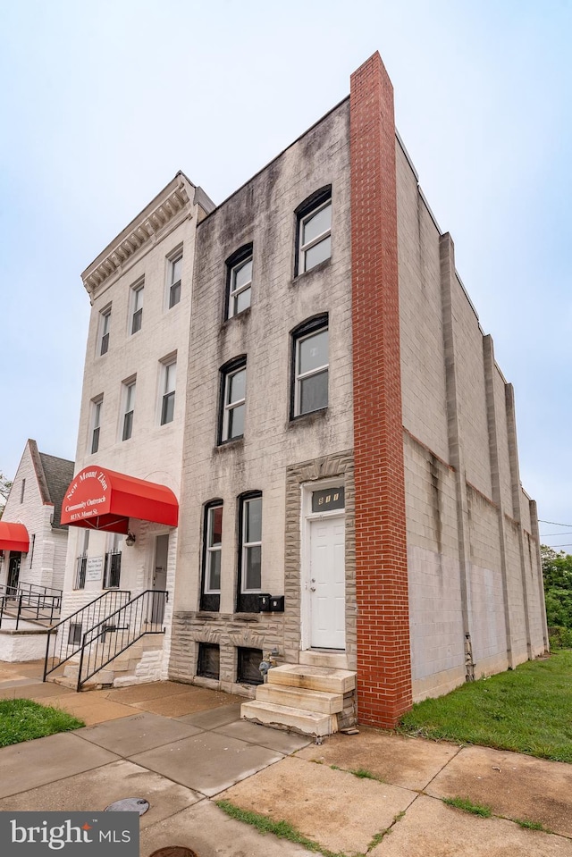 811 N Mount St, Baltimore, MD 21217