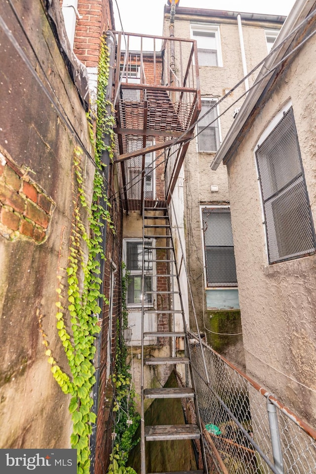 811 N Mount St, Baltimore, MD 21217