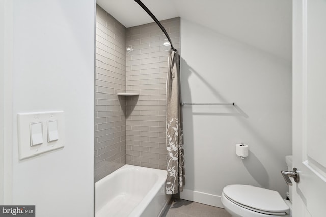 1448 N Myrtlewood St, Philadelphia, PA 19121 - bathroom featuring shower / bath combo and tile patterned flooring
