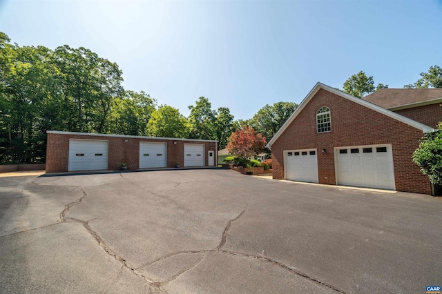2865 Proffit Rd, Charlottesville, VA 22911 - view of garage