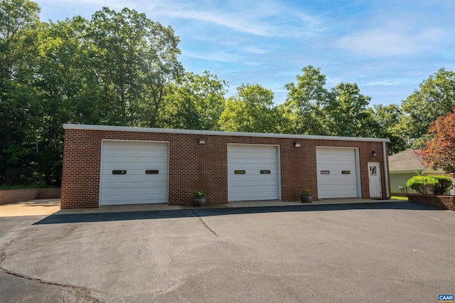 2865 Proffit Rd, Charlottesville, VA 22911 - view of detached garage