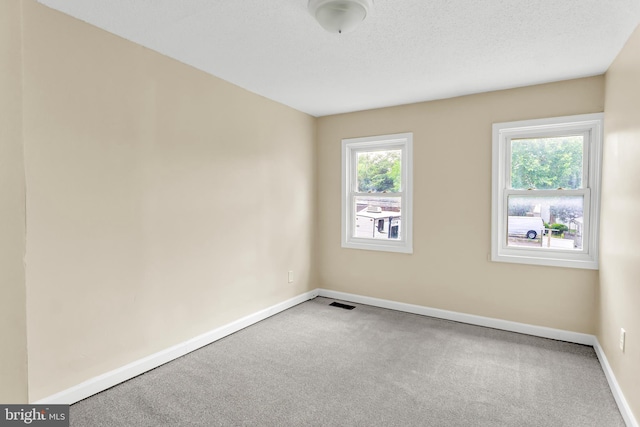 204 S Sherman St, York, PA 17403 - unfurnished room featuring carpet flooring