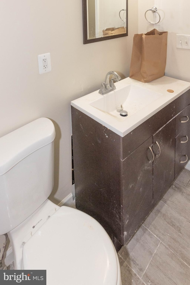 3923 Fairview Ave, Baltimore, MD 21216 - half bath featuring toilet and vanity