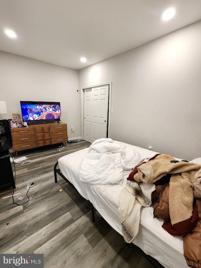7034 N Broad St, Philadelphia, PA 19126 - bedroom with wood finished floors and recessed lighting