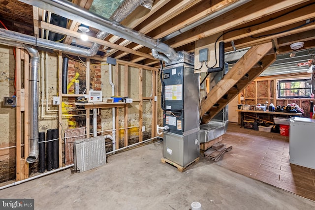 1406 Lemmon St, Baltimore, MD 21223 - below grade area with a workshop area