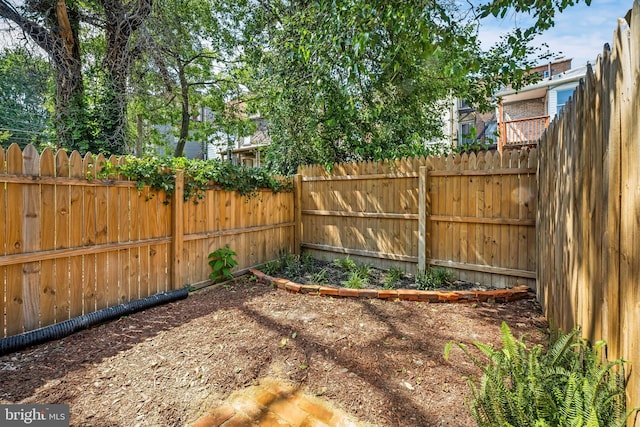 1406 Lemmon St, Baltimore, MD 21223 - view of fenced backyard