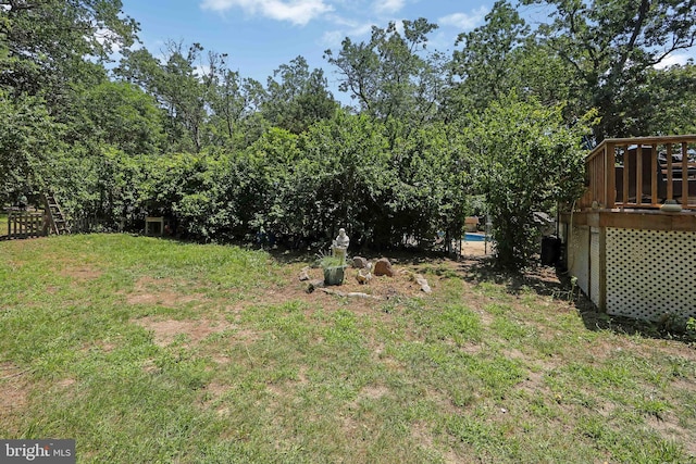 26 Worrell Rd, Tabernacle, NJ 08088 - view of yard featuring a wooden deck