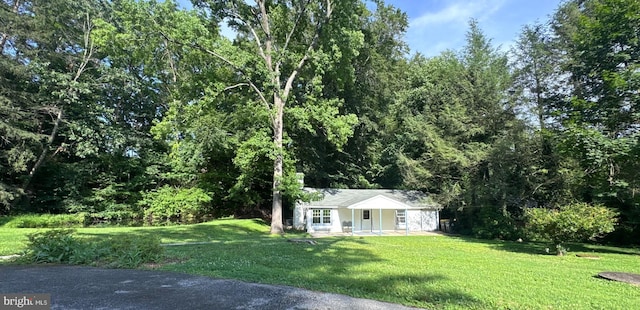 409 N Wawaset Rd, West Chester, PA 19382 - view of grassy yard