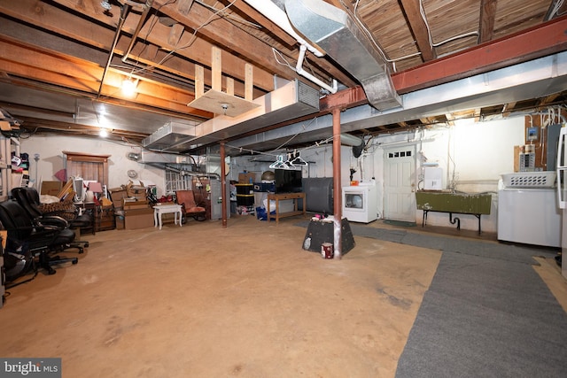 406 Devon State Rd, Devon, PA 19333 - unfinished below grade area featuring washer / clothes dryer