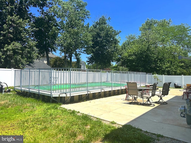 17 Erindale Dr, Marlton, NJ 08053