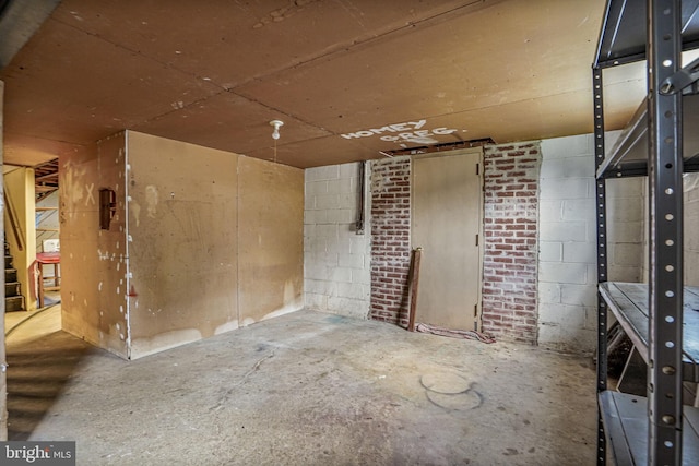 1531 Aiden Dr, Woodbridge, VA 22191 - unfinished below grade area featuring concrete block wall