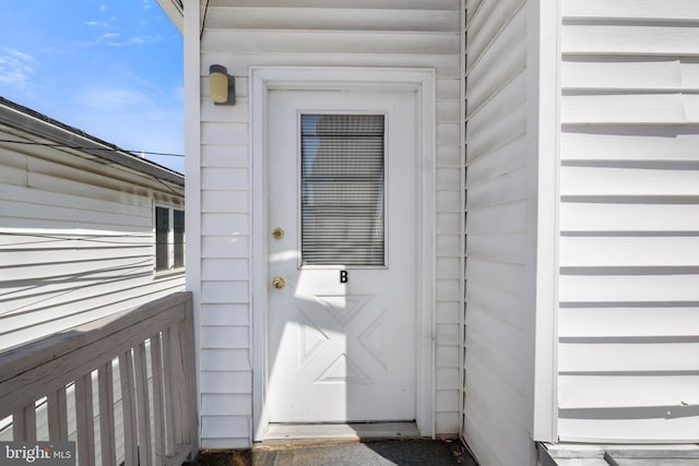 128 E Main St, Palmyra, PA 17078 - doorway to property