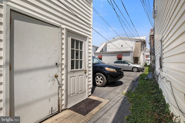 128 E Main St, Palmyra, PA 17078 - entrance to property with uncovered parking