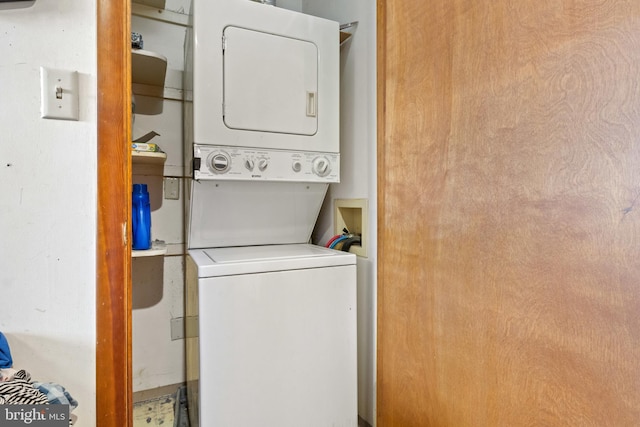 128 E Main St, Palmyra, PA 17078 - washroom featuring stacked washer / drying machine