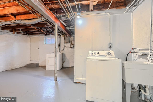 4316 Shamrock Ave, Baltimore, MD 21206 - basement with independent washer and dryer