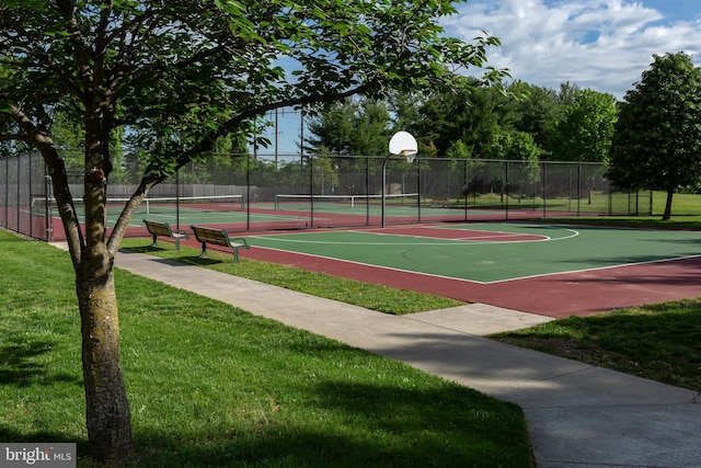 211 Twinings Ln, Wayne, PA 19087 - view of sport court featuring community basketball court and a tennis court