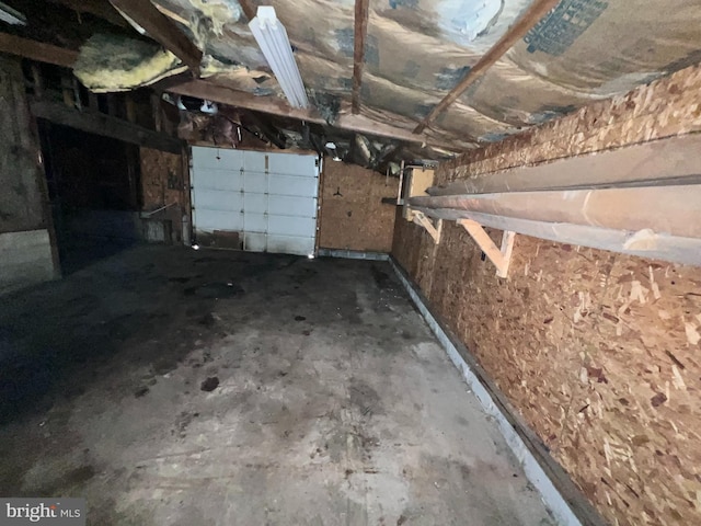 733 Saint Paul Rd, Meyersdale, PA 15552 - view of garage