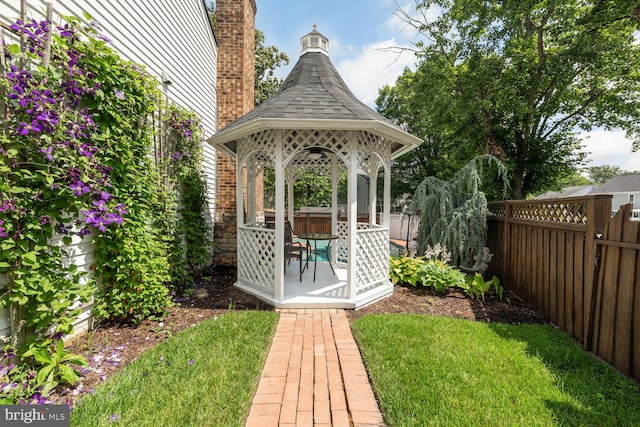 8327 Fran Ct, Lorton, VA 22079 - view of yard featuring a gazebo