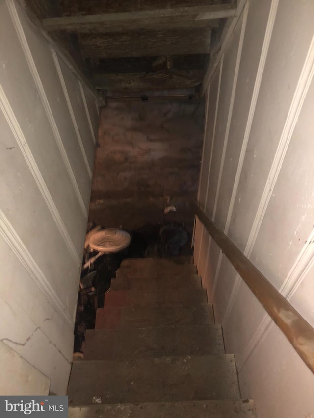 1730 Mckean Ave, Baltimore, MD 21217 - view of stairway