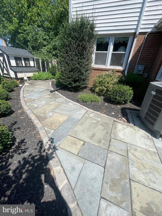 14311 Shelter Ln, Haymarket, VA 20169 - view of patio