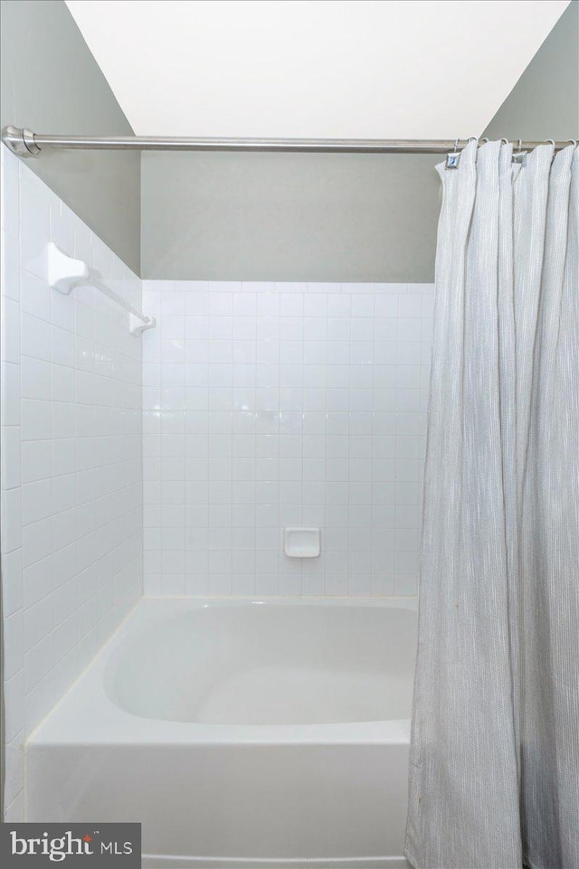 1806 Wheyfield Dr, Frederick, MD 21701 - bathroom with shower / bath combo with shower curtain