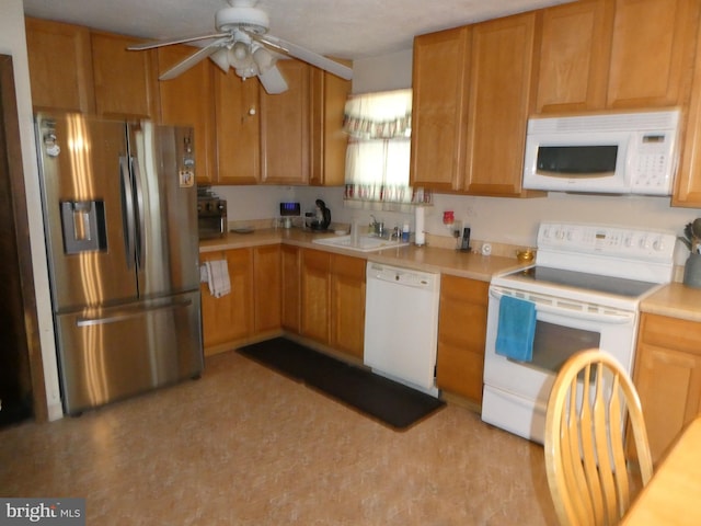 2 Pineview, Berlin, NJ 08009 - kitchen featuring white appliances, a ceiling fan, and light countertops