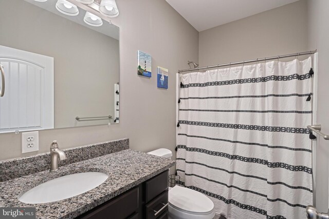 910 Cavalry St, Carlisle, PA 17013 - bathroom featuring vanity and a shower with curtain