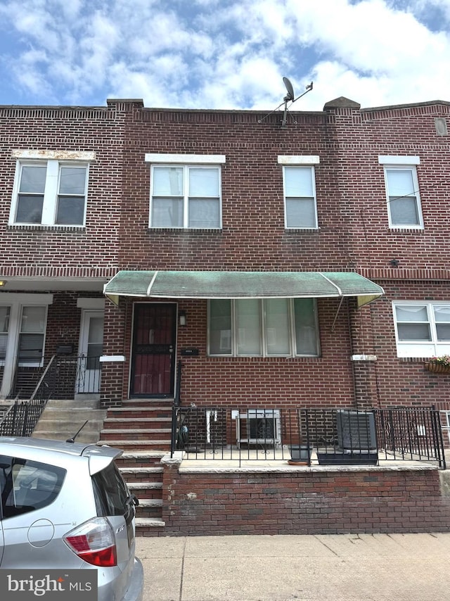 1611 S 28th St, Philadelphia, PA 19145 - view of property with brick siding
