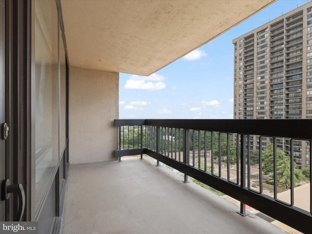 3701 S George Mason Dr Unit 901N, Falls Church, VA 22041 - view of balcony