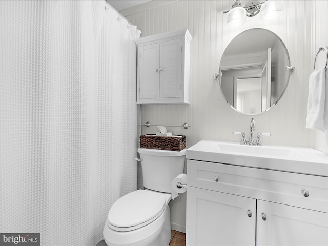 285 Laguna Cir, Severna Park, MD 21146 - bathroom featuring vanity and a shower with curtain