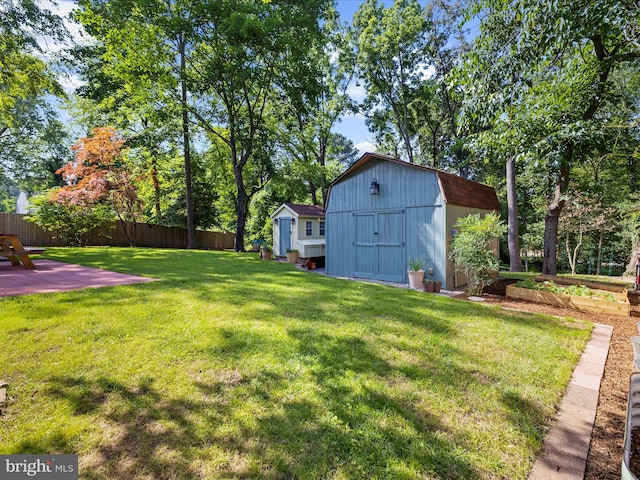 285 Laguna Cir, Severna Park, MD 21146 - view of yard with a storage shed and a patio