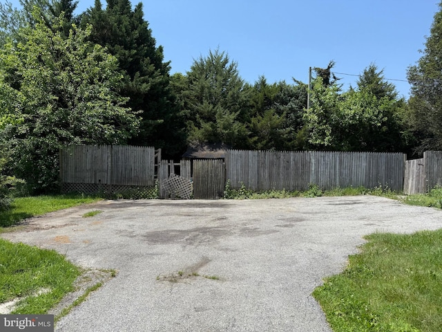 4 Brook Ramble Ln, Townsend, DE 19734 - view of yard