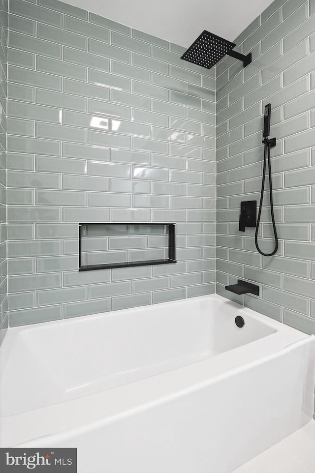 341 Ashford Dr, Lancaster, PA 17601 - full bath featuring shower / washtub combination