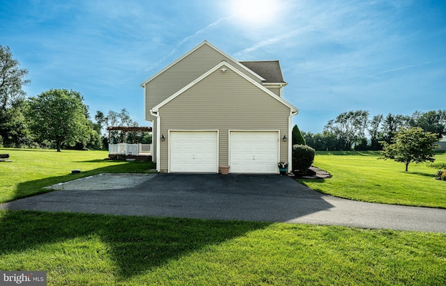 14 Burk Rd, Cochranville, PA 19330 - garage with driveway