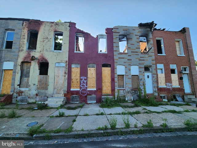 1837 N Chester St, Baltimore, MD 21213 - townhome / multi-family property featuring entry steps