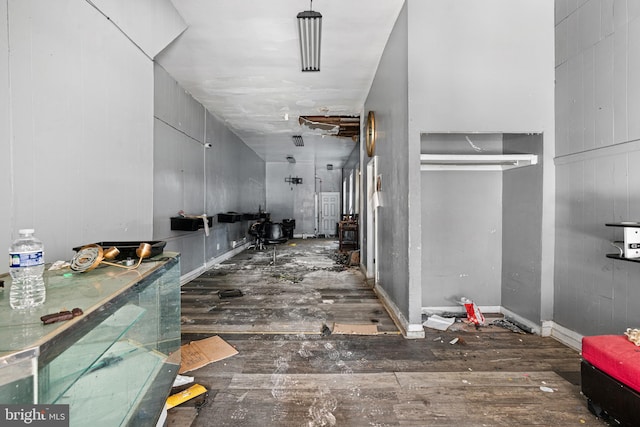 3266 Kensington Ave, Philadelphia, PA 19134 - hall featuring hardwood / wood-style floors