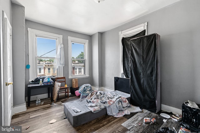 3266 Kensington Ave, Philadelphia, PA 19134 - bedroom with wood finished floors