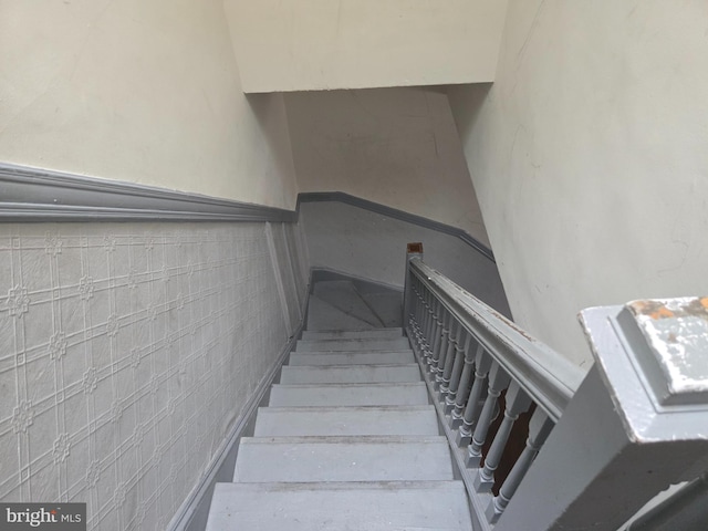 1806 N Bentalou St, Baltimore, MD 21216 - view of stairway