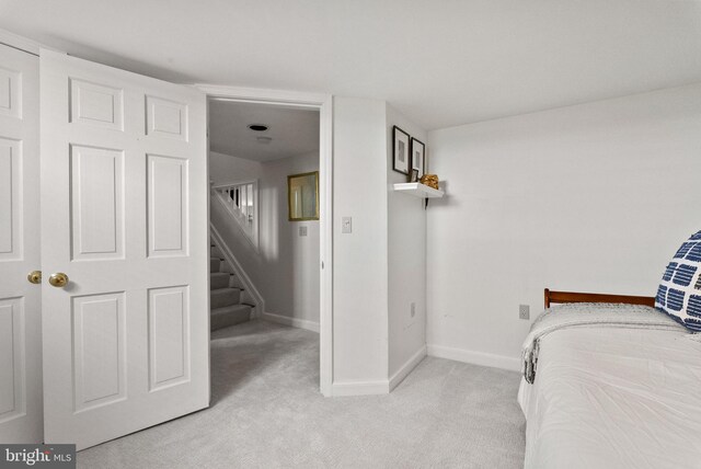 304 Summers Dr, Alexandria, VA 22301 - bedroom with light carpet and baseboards