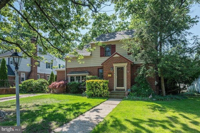 416 Copley Rd, Haddonfield, NJ 08033 - traditional home featuring brick siding and a front yard