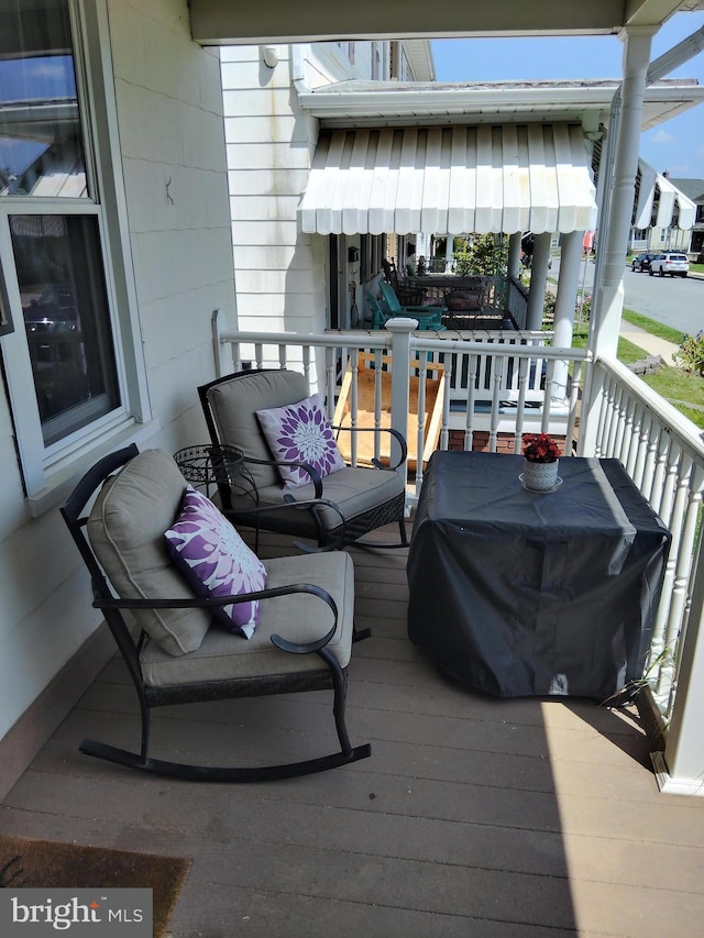 221 Princess St, Hanover, PA 17331 - view of deck