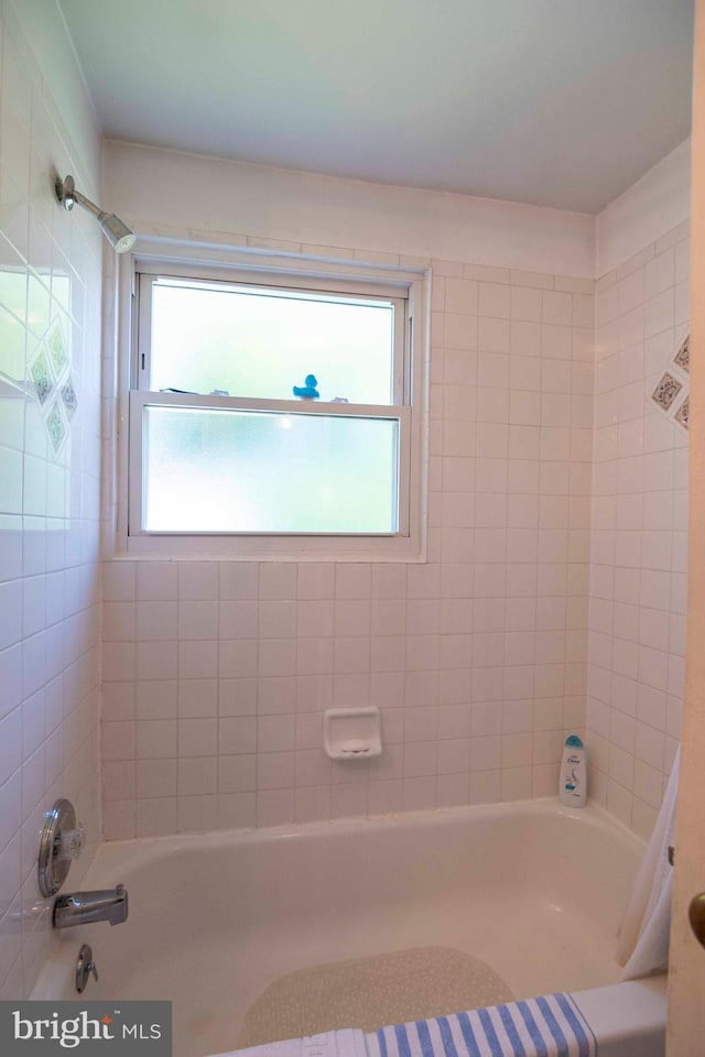 1119 Summit Ave, Front Royal, VA 22630 - bathroom featuring healthy amount of natural light and tub / shower combination